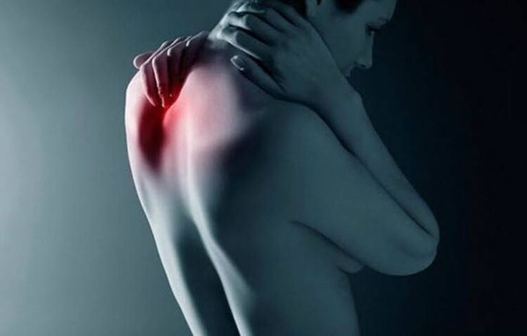 Douleur dans les omoplates